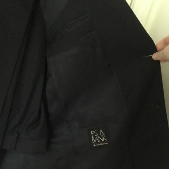 Jos. A. Bank Men’s navy blue pinstripe suit jacket, size 42R - Picture 5 of 6